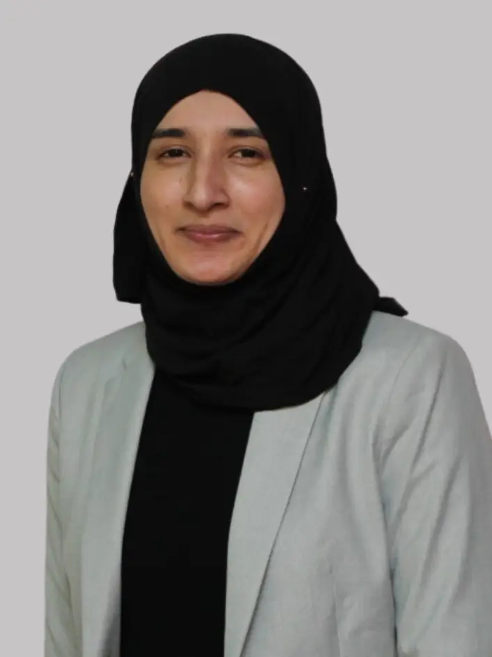 Komal Arif
